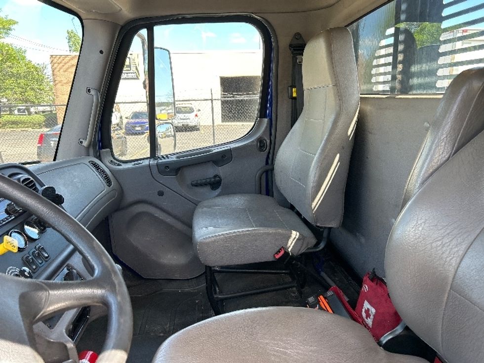 Flatbed Truck-Light and Medium Duty Trucks-Freightliner-2019-M2-West Babylon-NY-133,346\n\t\tmiles-$ 55,000 - Image 16