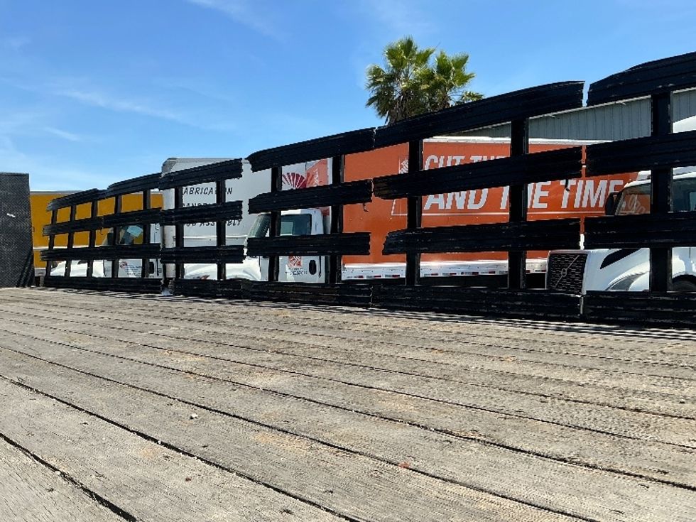 Flatbed Truck-Light and Medium Duty Trucks-Freightliner-2019-M2-West Sacramento-CA-125,587\n\t\tmiles-$ 48,500 - Image 12