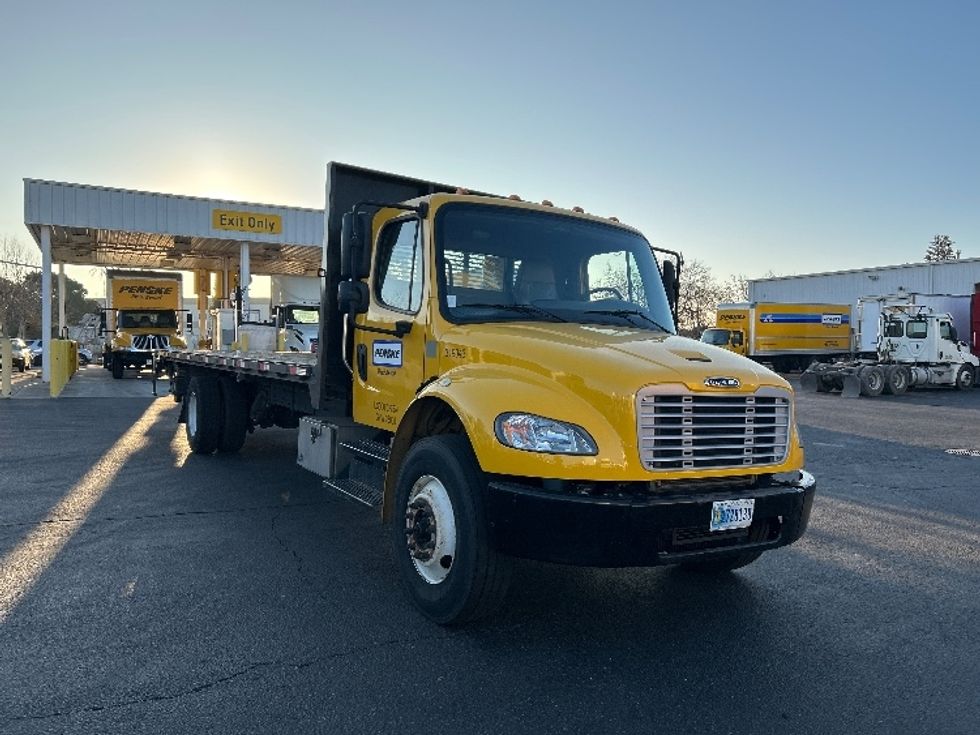 Flatbed Truck-Light and Medium Duty Trucks-Freightliner-2019-M2-West Sacramento-CA-127,115\n\t\tmiles-$ 55,750 - Image 1