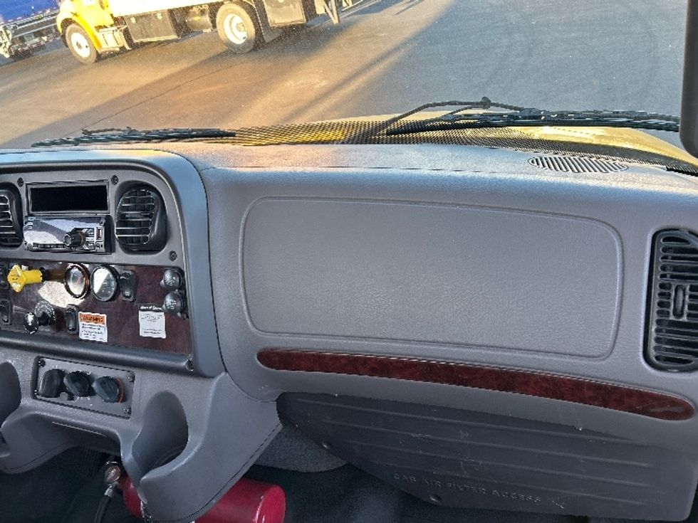 Flatbed Truck-Light and Medium Duty Trucks-Freightliner-2019-M2-West Sacramento-CA-127,115\n\t\tmiles-$ 55,750 - Image 19