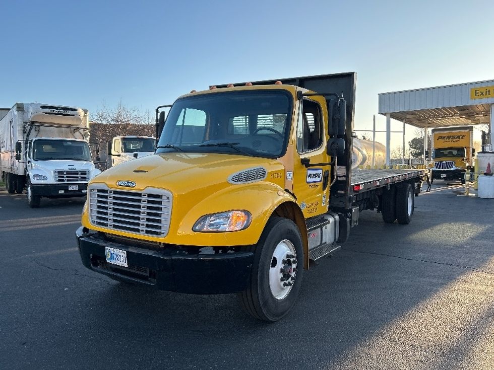 2019 Freightliner M2 106 Medium Duty photo 3