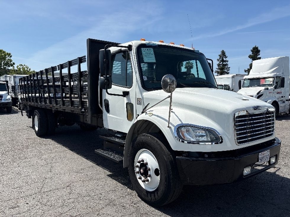 Flatbed Truck-Light and Medium Duty Trucks-Freightliner-2019-M2-West Sacramento-CA-140,526\n\t\tmiles-$ 47,250 - Image 1