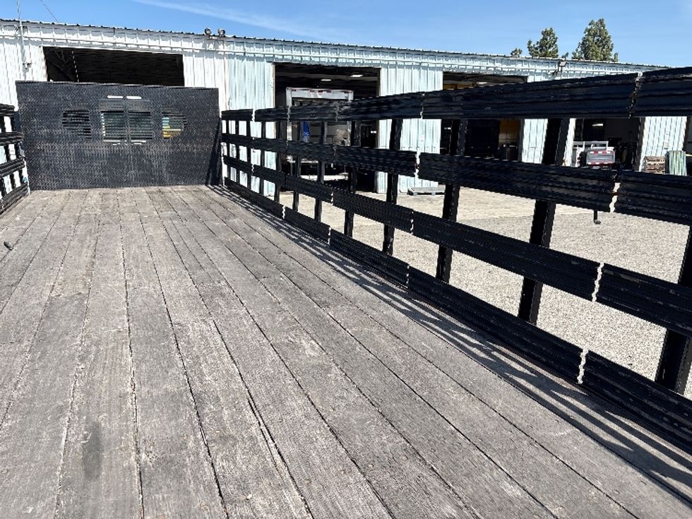 Flatbed Truck-Light and Medium Duty Trucks-Freightliner-2019-M2-West Sacramento-CA-140,526\n\t\tmiles-$ 47,250 - Image 12