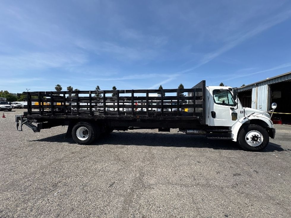 Flatbed Truck-Light and Medium Duty Trucks-Freightliner-2019-M2-West Sacramento-CA-140,526\n\t\tmiles-$ 47,250 - Image 15