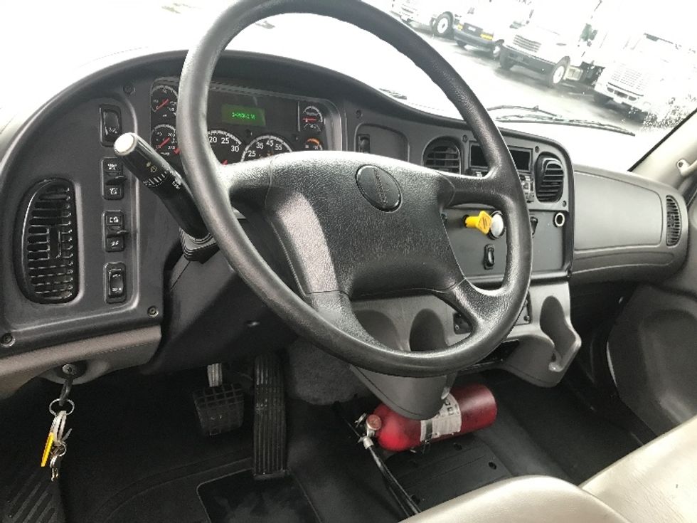 Flatbed Truck-Light and Medium Duty Trucks-Freightliner-2019-M2-West Sacramento-CA-142,506\n\t\tmiles-$ 42,500 - Image 15