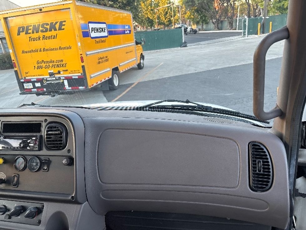 Flatbed Truck-Light and Medium Duty Trucks-Freightliner-2019-M2-West Sacramento-CA-158,199\n\t\tmiles-$ 54,250 - Image 21