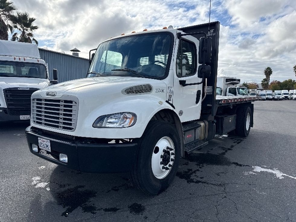 Flatbed Truck-Light and Medium Duty Trucks-Freightliner-2019-M2-West Sacramento-CA-62,861\n\t\tmiles-$ 51,250 - Image 3