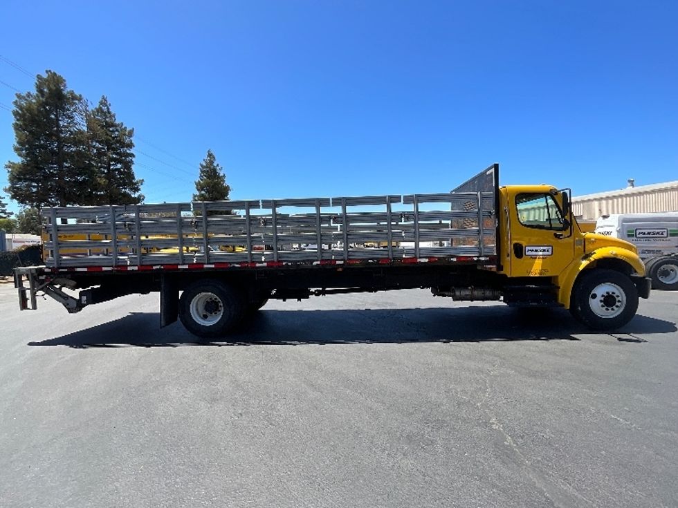 Flatbed Truck-Light and Medium Duty Trucks-Freightliner-2019-M2-West Sacramento-CA-87,351\n\t\tmiles-$ 53,500 - Image 11