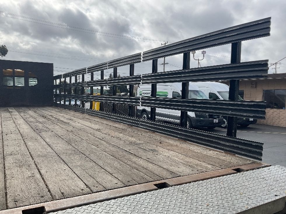 Flatbed Truck-Light and Medium Duty Trucks-Freightliner-2019-M2-West Sacramento-CA-96,217\n\t\tmiles-$ 55,500 - Image 11