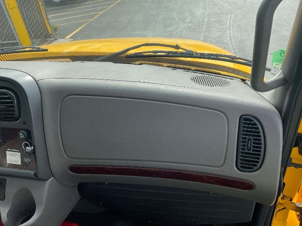 Flatbed Truck-Light and Medium Duty Trucks-Freightliner-2019-M2-West Sacramento-CA-96,217\n\t\tmiles-$ 55,500 - Image 20