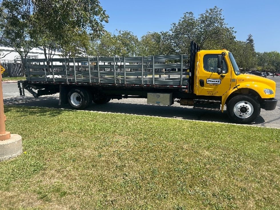 Flatbed Truck-Light and Medium Duty Trucks-Freightliner-2019-M2-West Sacramento-CA-99,471\n\t\tmiles-$ 54,250 - Image 15