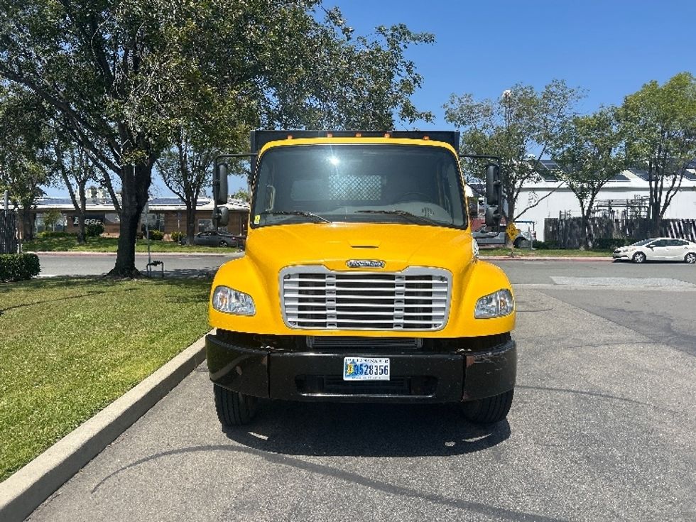Flatbed Truck-Light and Medium Duty Trucks-Freightliner-2019-M2-West Sacramento-CA-99,471\n\t\tmiles-$ 54,250 - Image 2