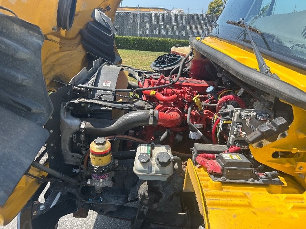 Flatbed Truck-Light and Medium Duty Trucks-Freightliner-2019-M2-West Sacramento-CA-99,471\n\t\tmiles-$ 54,250 - Image 23