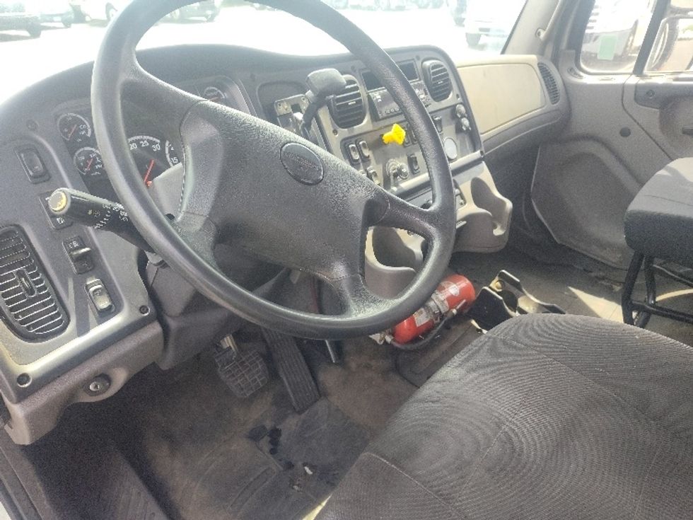 Flatbed Truck-Light and Medium Duty Trucks-Freightliner-2019-M2-Westfield-MA-291,214\n\t\tmiles-$ 24,500 - Image 11