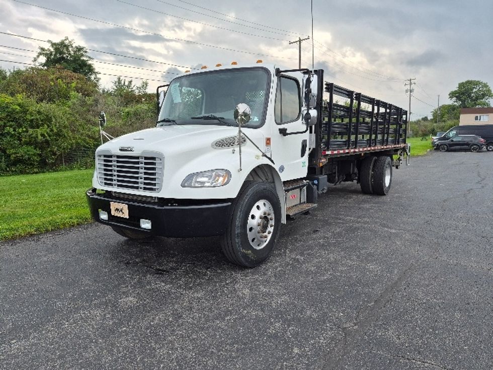Flatbed Truck-Light and Medium Duty Trucks-Freightliner-2019-M2-White Deer-PA-31,945\n\t\tmiles-$ 53,500 - Image 3