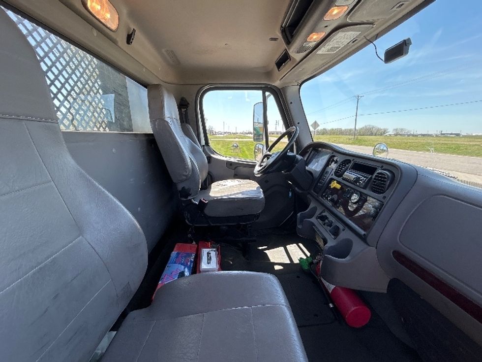 Flatbed Truck-Light and Medium Duty Trucks-Freightliner-2019-M2-Wichita-KS-281,291\n\t\tmiles-$ 24,500 - Image 18