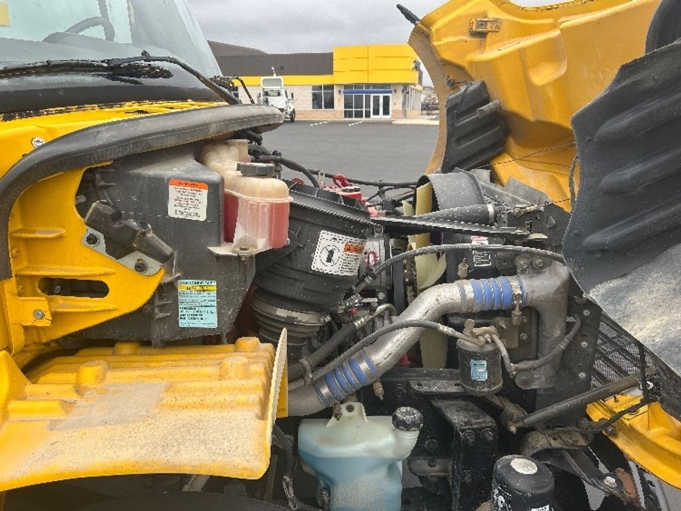 Flatbed Truck-Light and Medium Duty Trucks-Freightliner-2019-M2-Windsor-WI-136,566\n\t\tmiles-$ 48,500 - Image 23