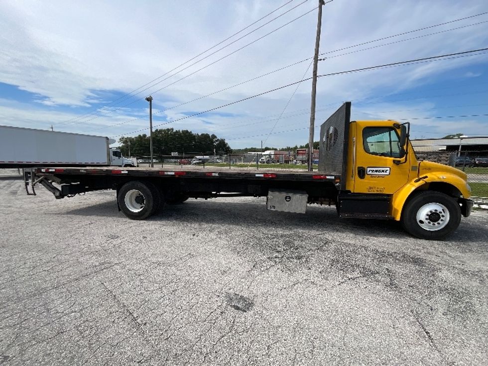 Flatbed Truck-Light and Medium Duty Trucks-Freightliner-2019-M2-Winter Haven-FL-110,402\n\t\tmiles-$ 52,000 - Image 15