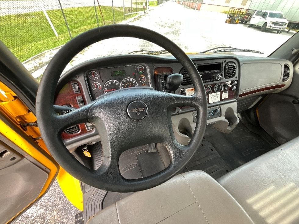 Flatbed Truck-Light and Medium Duty Trucks-Freightliner-2019-M2-Winter Haven-FL-110,402\n\t\tmiles-$ 52,000 - Image 18