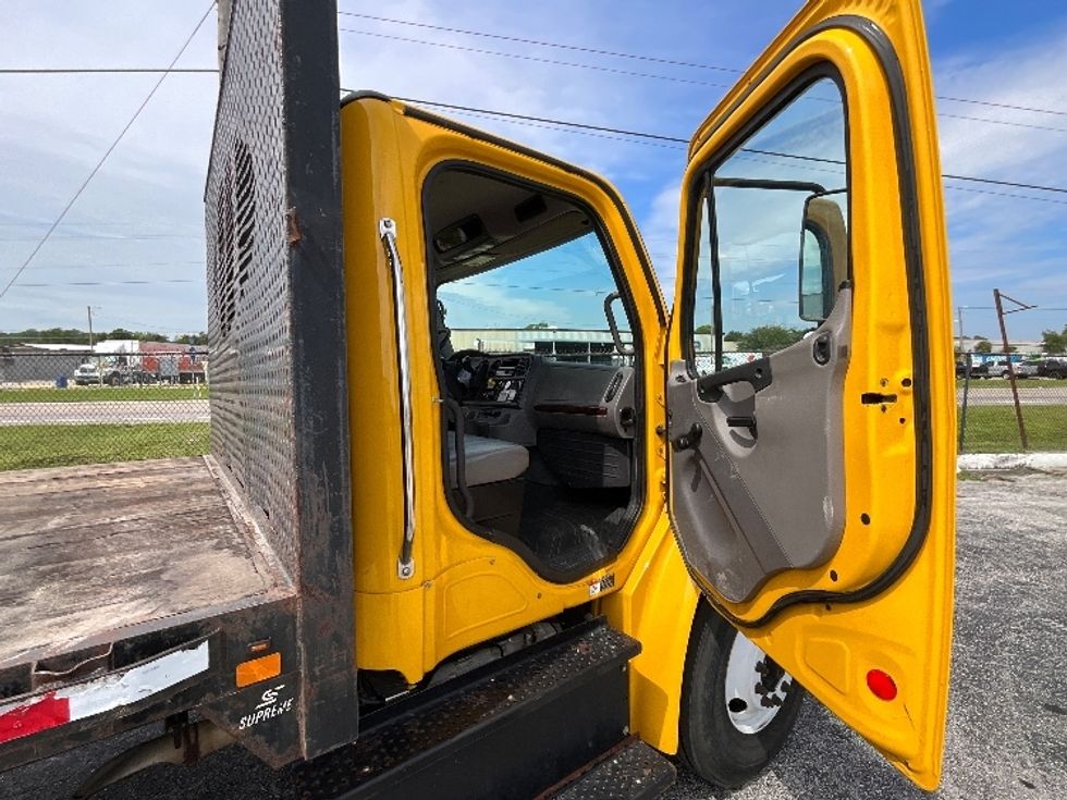 Flatbed Truck-Light and Medium Duty Trucks-Freightliner-2019-M2-Winter Haven-FL-110,402\n\t\tmiles-$ 52,000 - Image 20