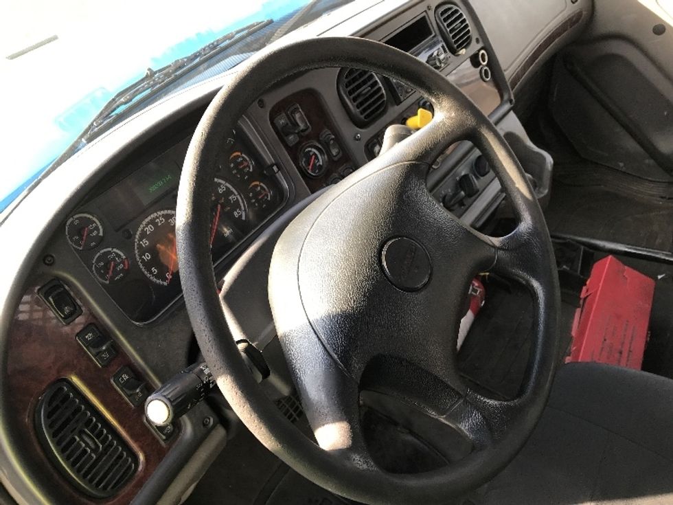 Flatbed Truck-Light and Medium Duty Trucks-Freightliner-2019-M211264S-Allentown-PA-309,328\n\t\tmiles-$ 86,250 - Image 18