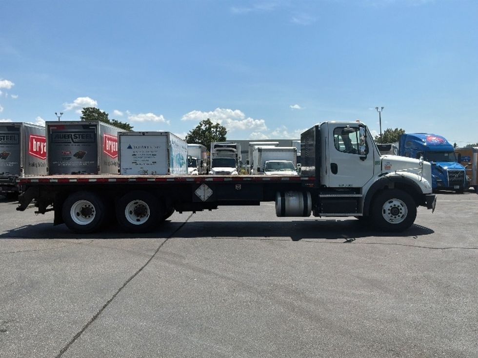 Flatbed Truck-Light and Medium Duty Trucks-Freightliner-2019-M211264S-Brooklyn Park-MN-295,469\n\t\tmiles-$ 84,250 - Image 12