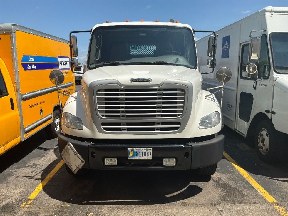 Flatbed Truck-Light and Medium Duty Trucks-Freightliner-2019-M211264S-Brooklyn Park-MN-295,469\n\t\tmiles-$ 84,250 - Image 2