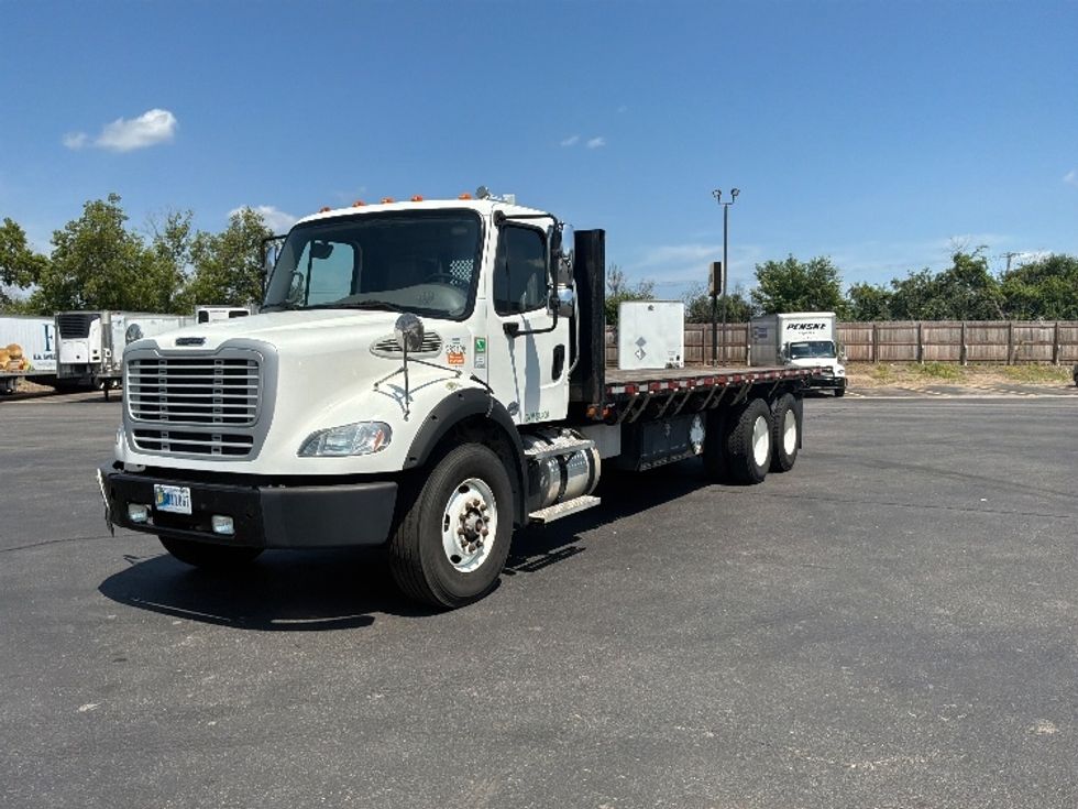 Flatbed Truck-Light and Medium Duty Trucks-Freightliner-2019-M211264S-Brooklyn Park-MN-295,469\n\t\tmiles-$ 84,250 - Image 3