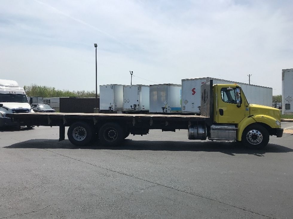 Flatbed Truck-Light and Medium Duty Trucks-Freightliner-2019-M211264S-Elmira-NY-236,603\n\t\tmiles-$ 98,250 - Image 12