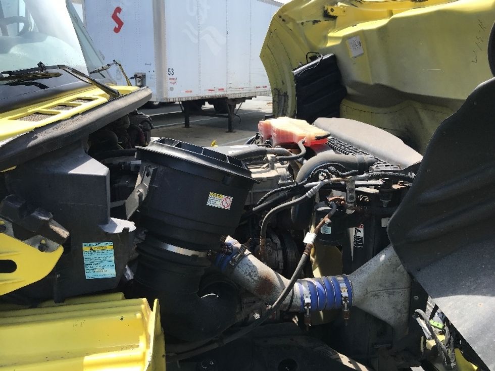 Flatbed Truck-Light and Medium Duty Trucks-Freightliner-2019-M211264S-Elmira-NY-236,603\n\t\tmiles-$ 98,250 - Image 21