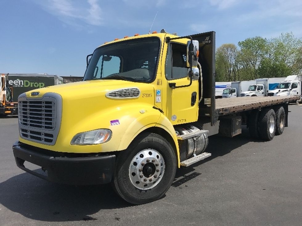 Flatbed Truck-Light and Medium Duty Trucks-Freightliner-2019-M211264S-Elmira-NY-236,603\n\t\tmiles-$ 98,250 - Image 3