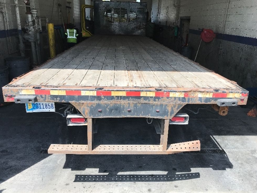 Flatbed Truck-Light and Medium Duty Trucks-Freightliner-2019-M211264S-Elmira-NY-236,603\n\t\tmiles-$ 98,250 - Image 9