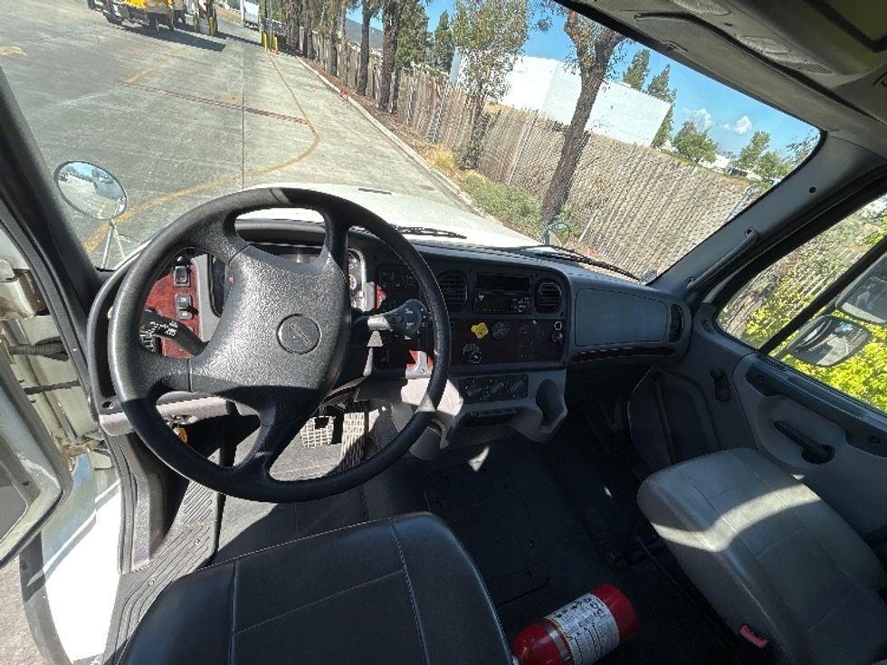 Flatbed Truck-Light and Medium Duty Trucks-Freightliner-2019-M211264S-Fontana-CA-230,493\n\t\tmiles-$ 88,500 - Image 15