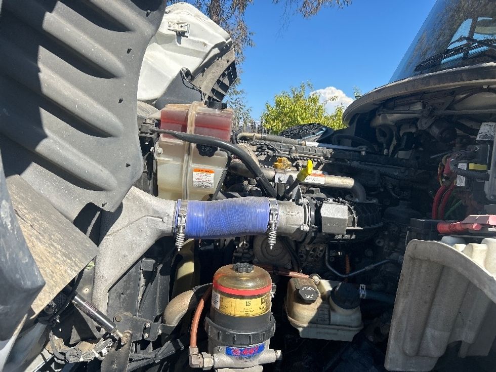 Flatbed Truck-Light and Medium Duty Trucks-Freightliner-2019-M211264S-Fontana-CA-230,493\n\t\tmiles-$ 88,500 - Image 21