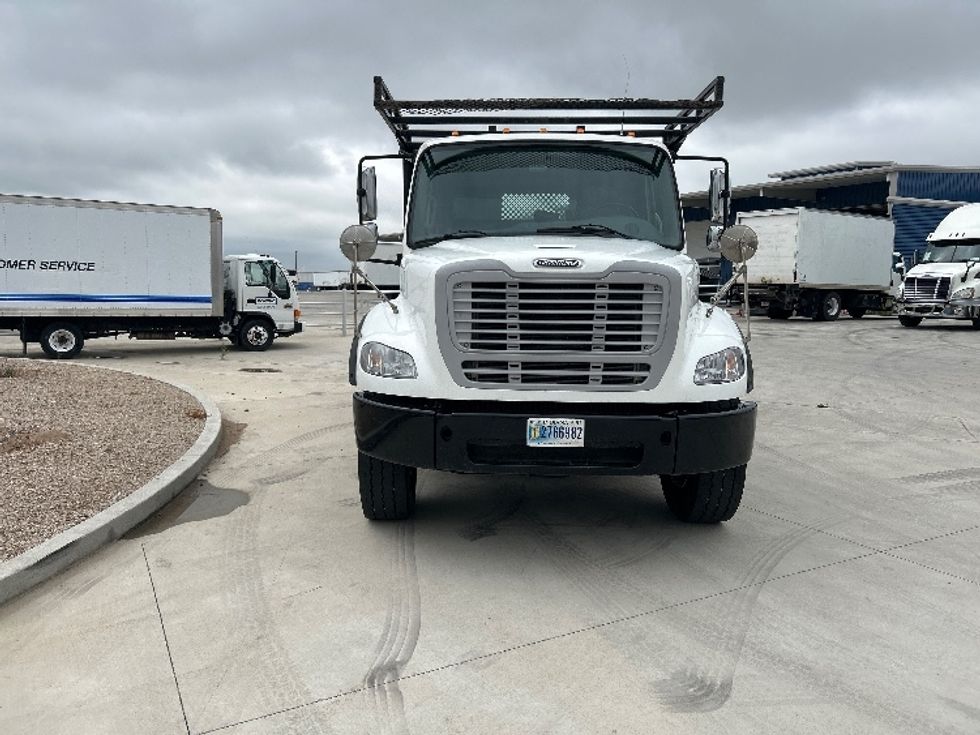 Flatbed Truck-Light and Medium Duty Trucks-Freightliner-2019-M211264S-Greeley-CO-139,024\n\t\tmiles-$ 102,750 - Image 2