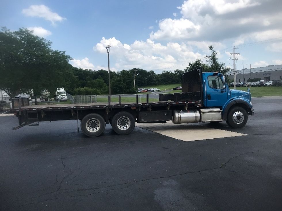 Flatbed Truck-Light and Medium Duty Trucks-Freightliner-2019-M211264S-Harrisburg-PA-321,210\n\t\tmiles-$ 90,750 - Image 11