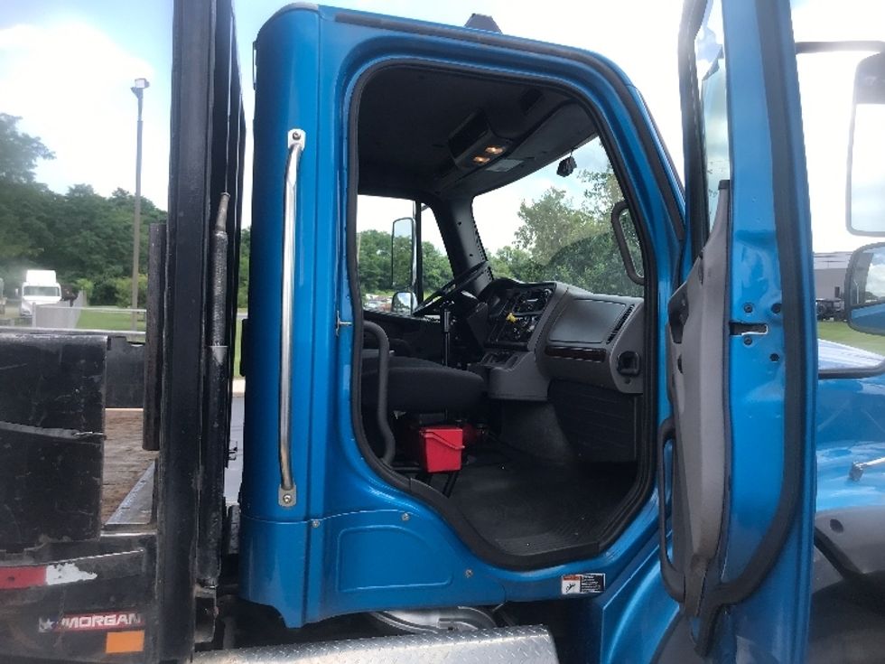Flatbed Truck-Light and Medium Duty Trucks-Freightliner-2019-M211264S-Harrisburg-PA-321,210\n\t\tmiles-$ 90,750 - Image 16