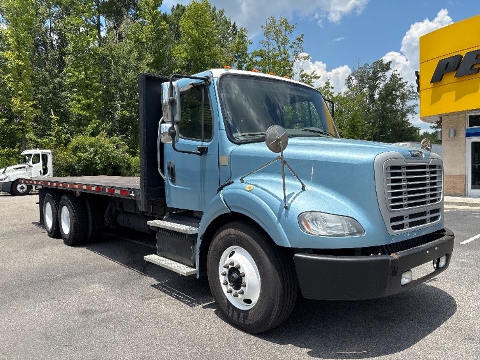 Flatbed Truck-Light and Medium Duty Trucks-Freightliner-2019-M211264S-Ladson-SC-213,323\n\t\tmiles-$ 81,500 - Image 1