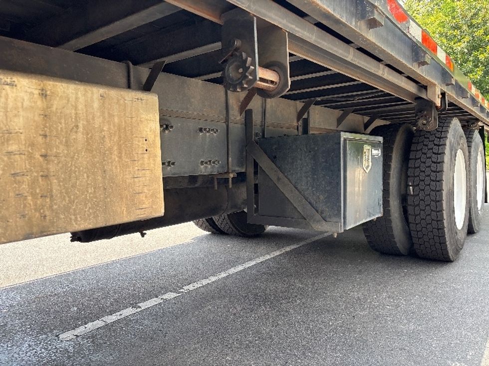 Flatbed Truck-Light and Medium Duty Trucks-Freightliner-2019-M211264S-Ladson-SC-213,323\n\t\tmiles-$ 81,500 - Image 5