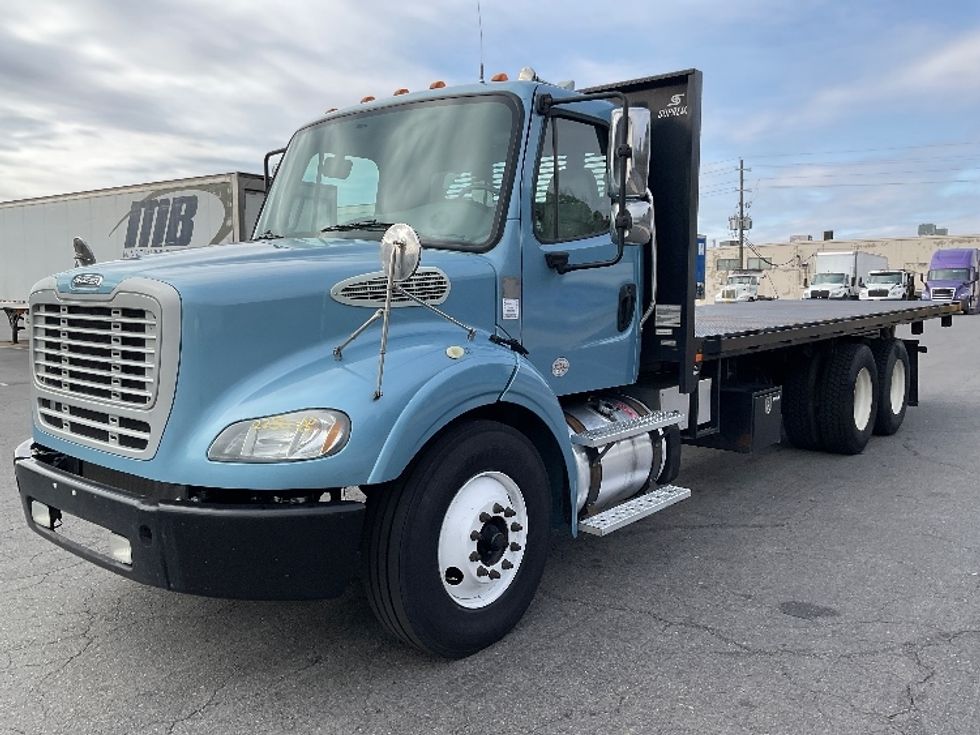 Flatbed Truck-Light and Medium Duty Trucks-Freightliner-2019-M211264S-Little Rock-AR-220,318\n\t\tmiles-$ 86,000 - Image 3