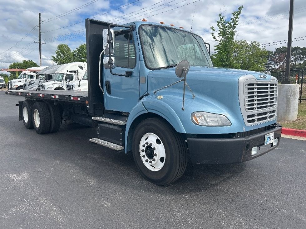 Flatbed Truck-Light and Medium Duty Trucks-Freightliner-2019-M211264S-Lowell-AR-249,725\n\t\tmiles-$ 82,000 - Image 1