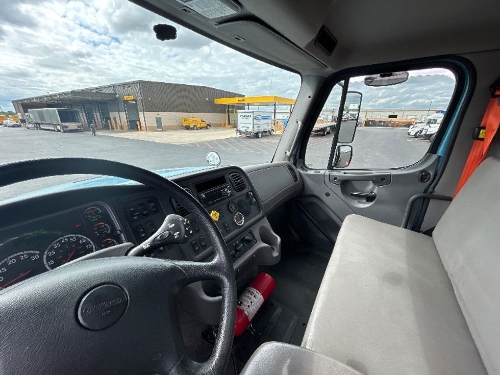Flatbed Truck-Light and Medium Duty Trucks-Freightliner-2019-M211264S-Lowell-AR-249,725\n\t\tmiles-$ 82,000 - Image 13