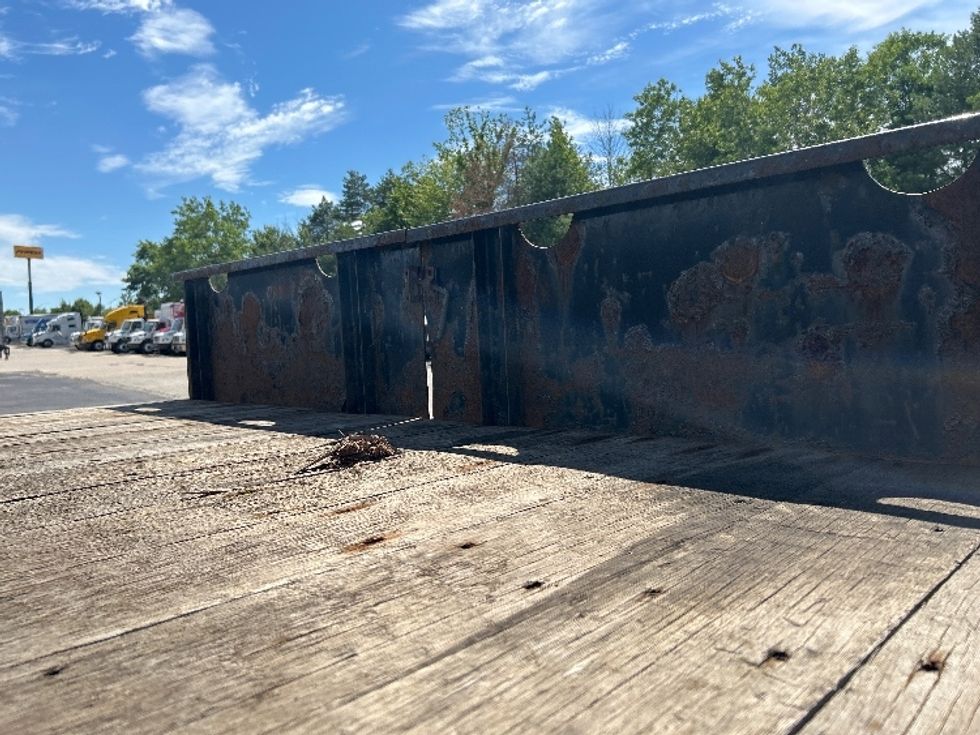 Flatbed Truck-Light and Medium Duty Trucks-Freightliner-2019-M211264S-Middlefield-OH-343,984\n\t\tmiles-$ 76,750 - Image 10