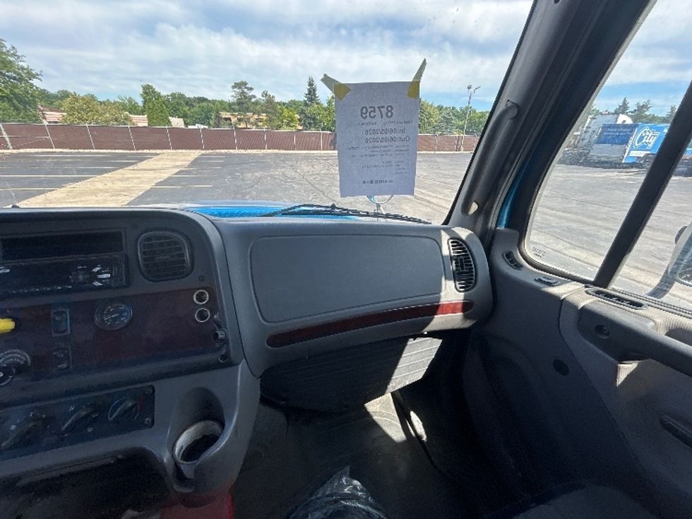 Flatbed Truck-Light and Medium Duty Trucks-Freightliner-2019-M211264S-Middlefield-OH-343,984\n\t\tmiles-$ 76,750 - Image 21