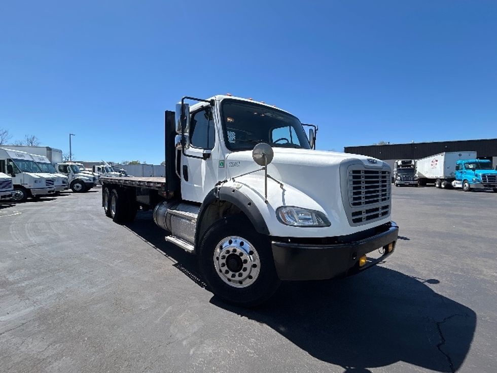 Flatbed Truck-Light and Medium Duty Trucks-Freightliner-2019-M211264S-Montgomery-NY-239,365\n\t\tmiles-$ 97,750 - Image 1