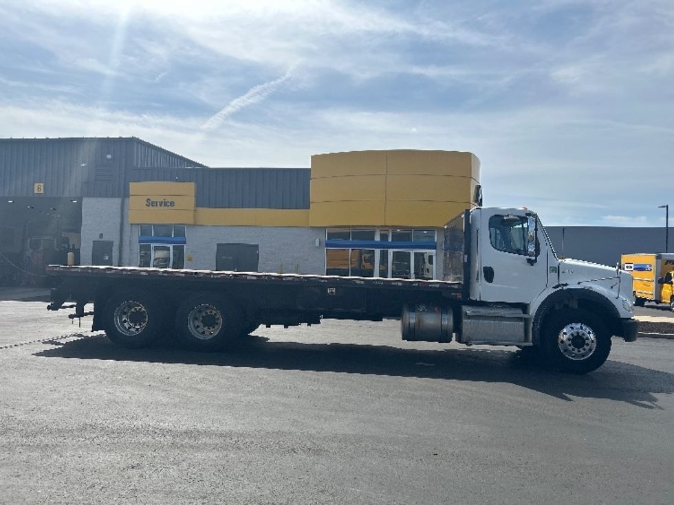 Flatbed Truck-Light and Medium Duty Trucks-Freightliner-2019-M211264S-Montgomery-NY-239,365\n\t\tmiles-$ 97,750 - Image 13
