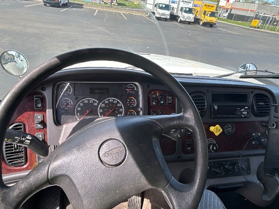 Flatbed Truck-Light and Medium Duty Trucks-Freightliner-2019-M211264S-Montgomery-NY-239,365\n\t\tmiles-$ 97,750 - Image 16