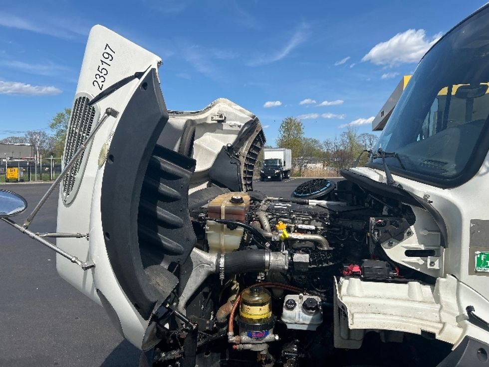 Flatbed Truck-Light and Medium Duty Trucks-Freightliner-2019-M211264S-Montgomery-NY-239,365\n\t\tmiles-$ 97,750 - Image 22