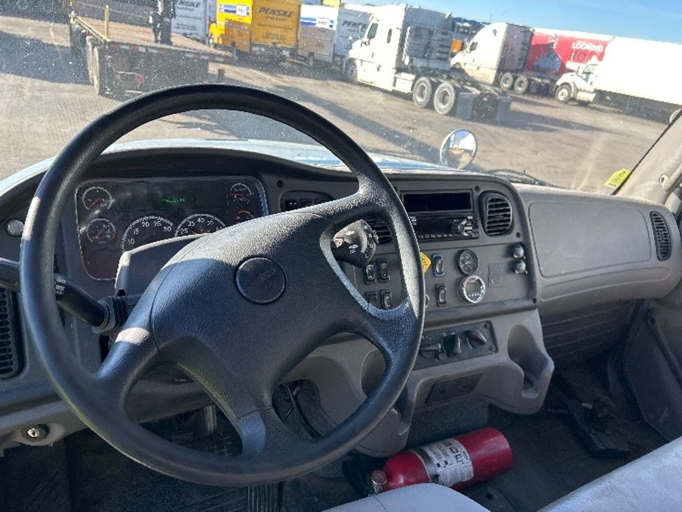 Flatbed Truck-Light and Medium Duty Trucks-Freightliner-2019-M211264S-Oklahoma City-OK-218,698\n\t\tmiles-$ 86,000 - Image 13