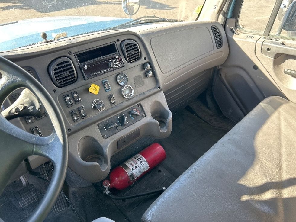 Flatbed Truck-Light and Medium Duty Trucks-Freightliner-2019-M211264S-Oklahoma City-OK-218,698\n\t\tmiles-$ 86,000 - Image 14